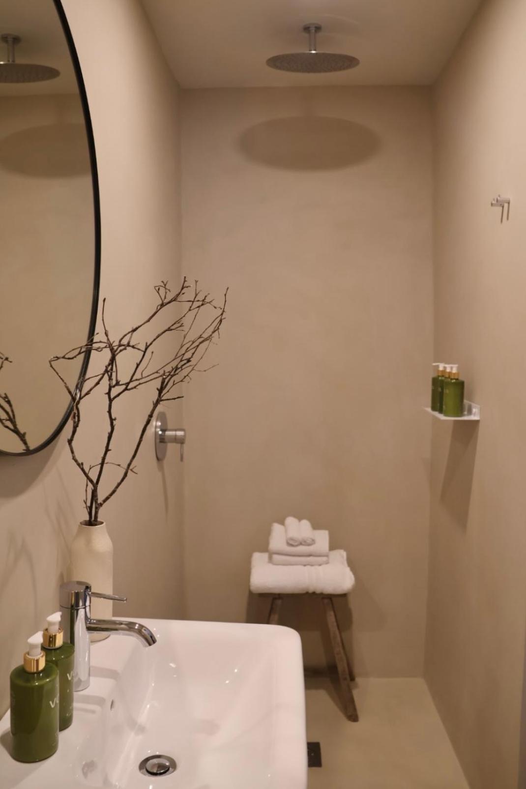 דולין Fiddle + Bow Hotel מראה חיצוני תמונה